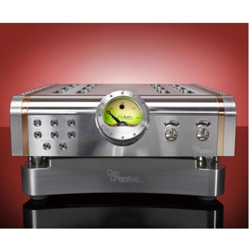 Интегральный усилитель Dan D’Agostino Momentum integrated amplifier silver