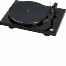 PRO-JECT Проигрыватель пластинок Debut Carbon EVO 2M Red САТИНОВЫЙ ЧЕРНЫЙ EAN:9120097825971